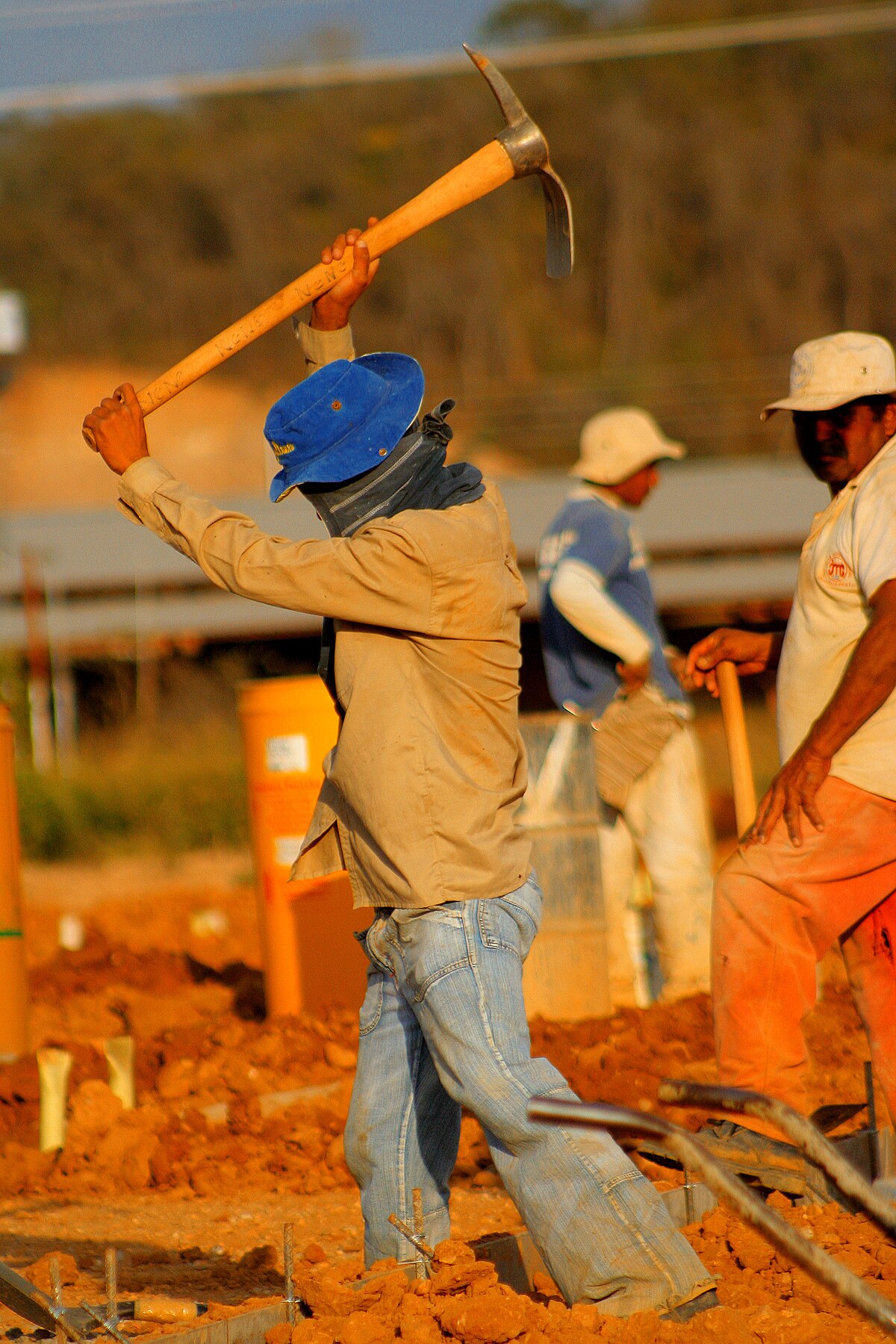 best of Isang worker construction pinagtulongan dalawang