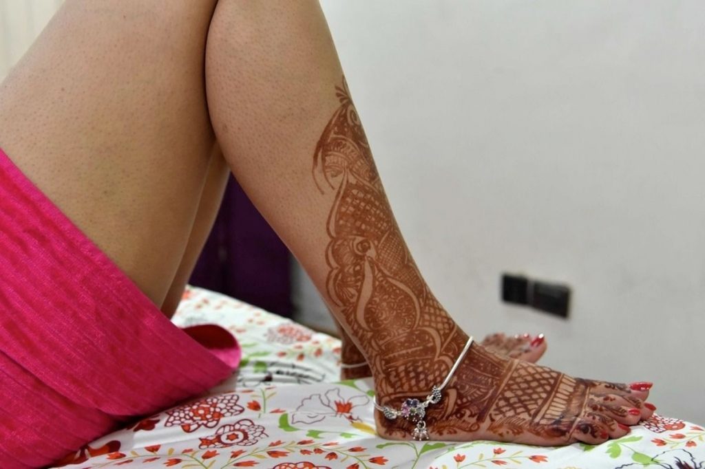 Orbit recomended mehndi indian newly girl married