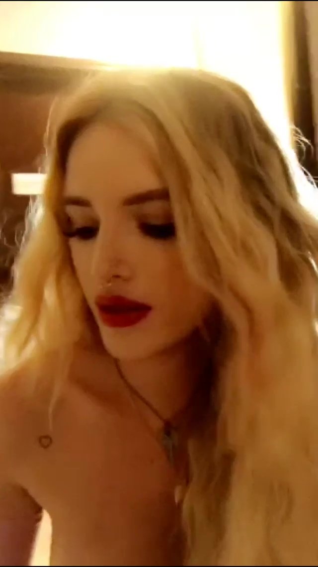 Dart reccomend Bella Thorne Full Nip Slips!!!