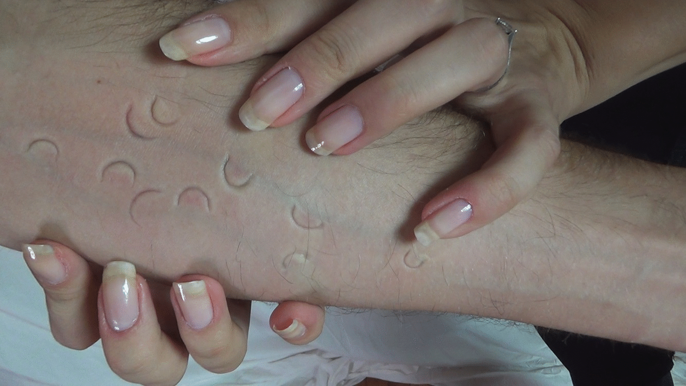 Salty recomended woman scratching sharp nails