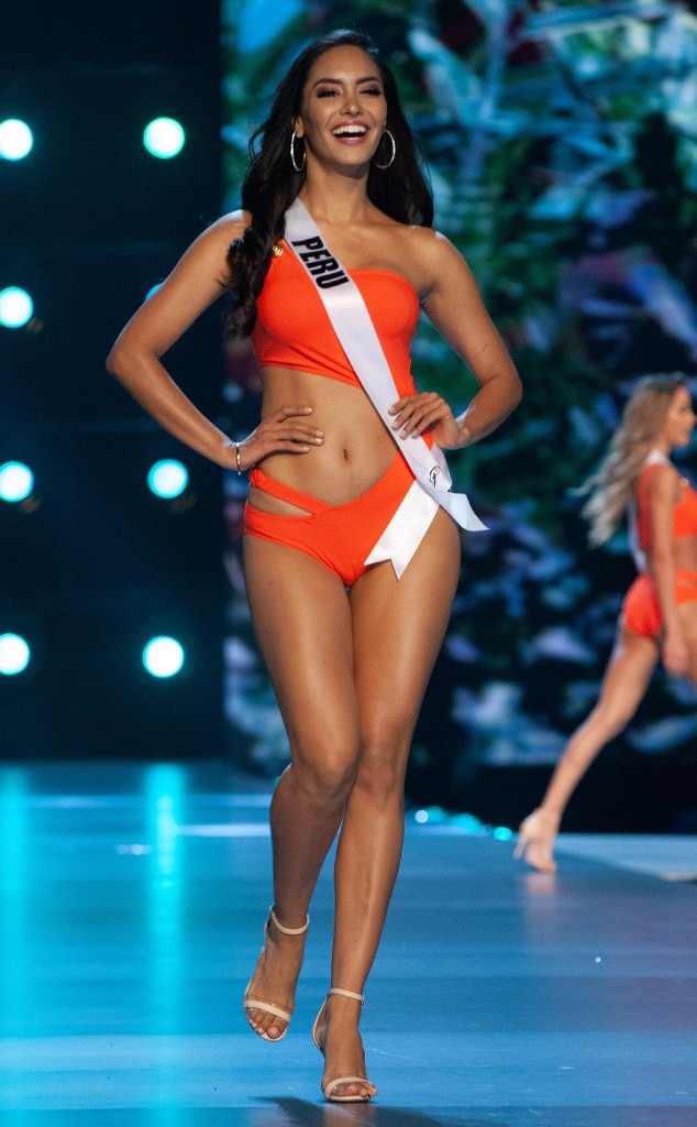 best of Universe swimsuit competition miss