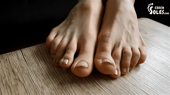 Bonbon reccomend girl tickling soles feet sexy