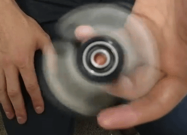 Moth reccomend spinning fidget spinner while take