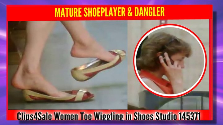 Woman shoe heelpop flats